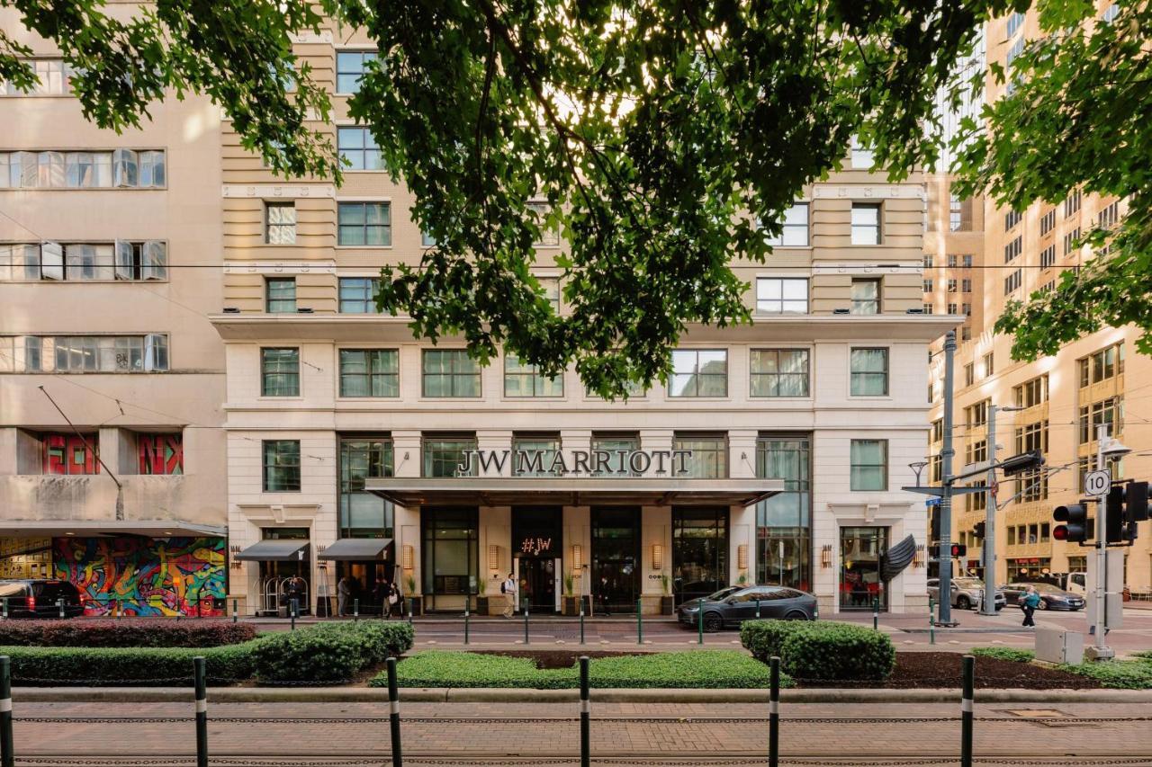 Jw Marriott Houston Downtown Exterior foto